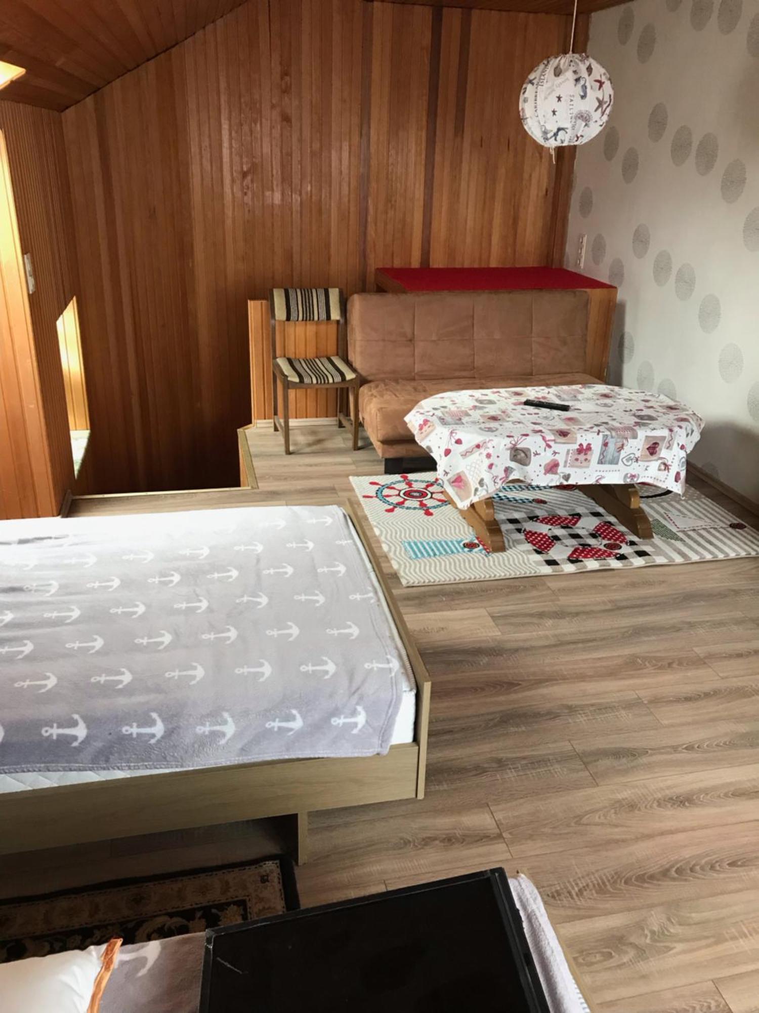 Privatzimmer Am Vw Werk ハノーファー エクステリア 写真